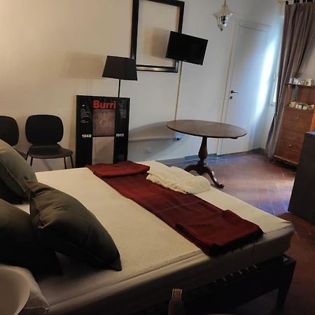 Lovely Portion Of Property Near Piazza Santo Spirito Florencia Exterior foto